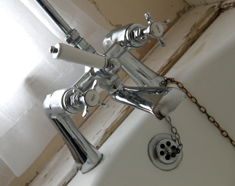 Shower Installation Reigate, Sidlow, Leigh, RH2